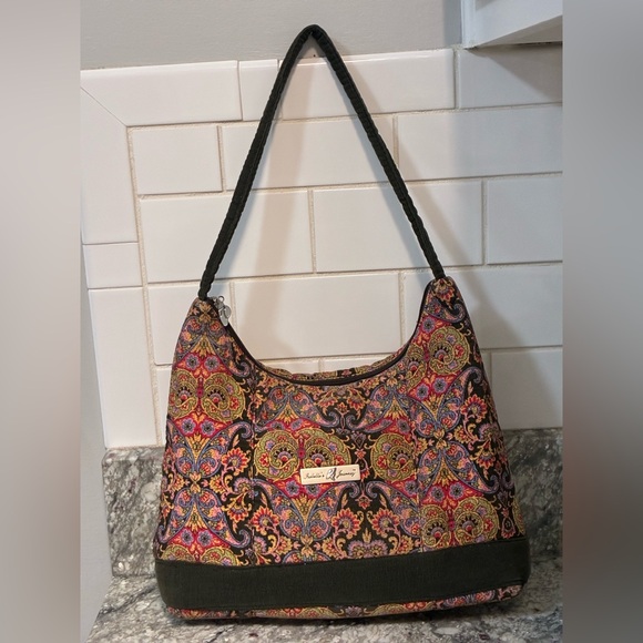 Isabella's Journey Paisley Fabric - Picture 1 of 6